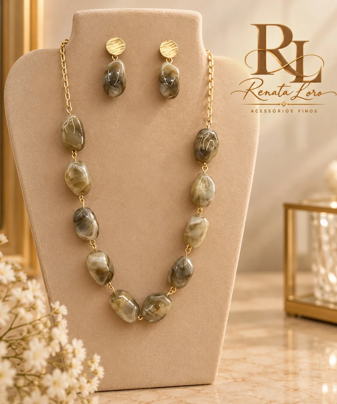 CON0002 - Conjunto em Resina Bege Mesclado com metais no dourado