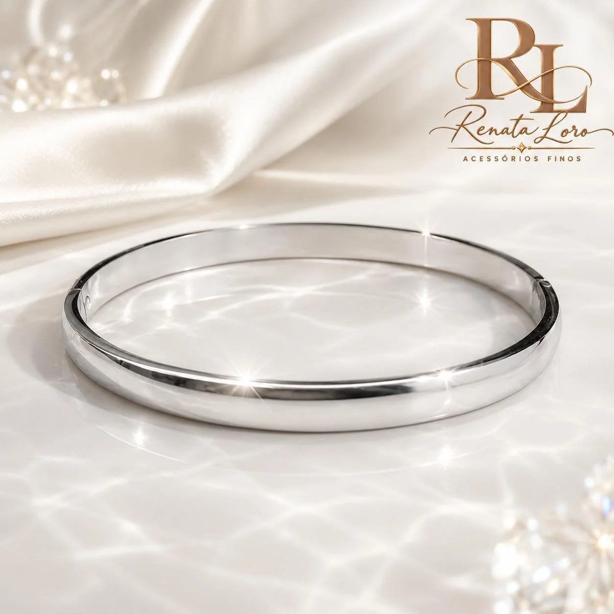 PUL0108 - Bracelete em Aço Prata Polido Sofisticado