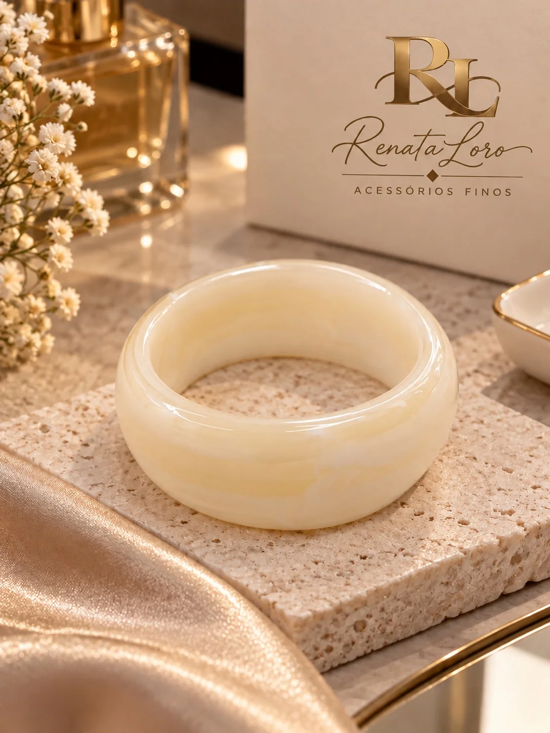 PUL0063 - Bracelete Creme Translúcido