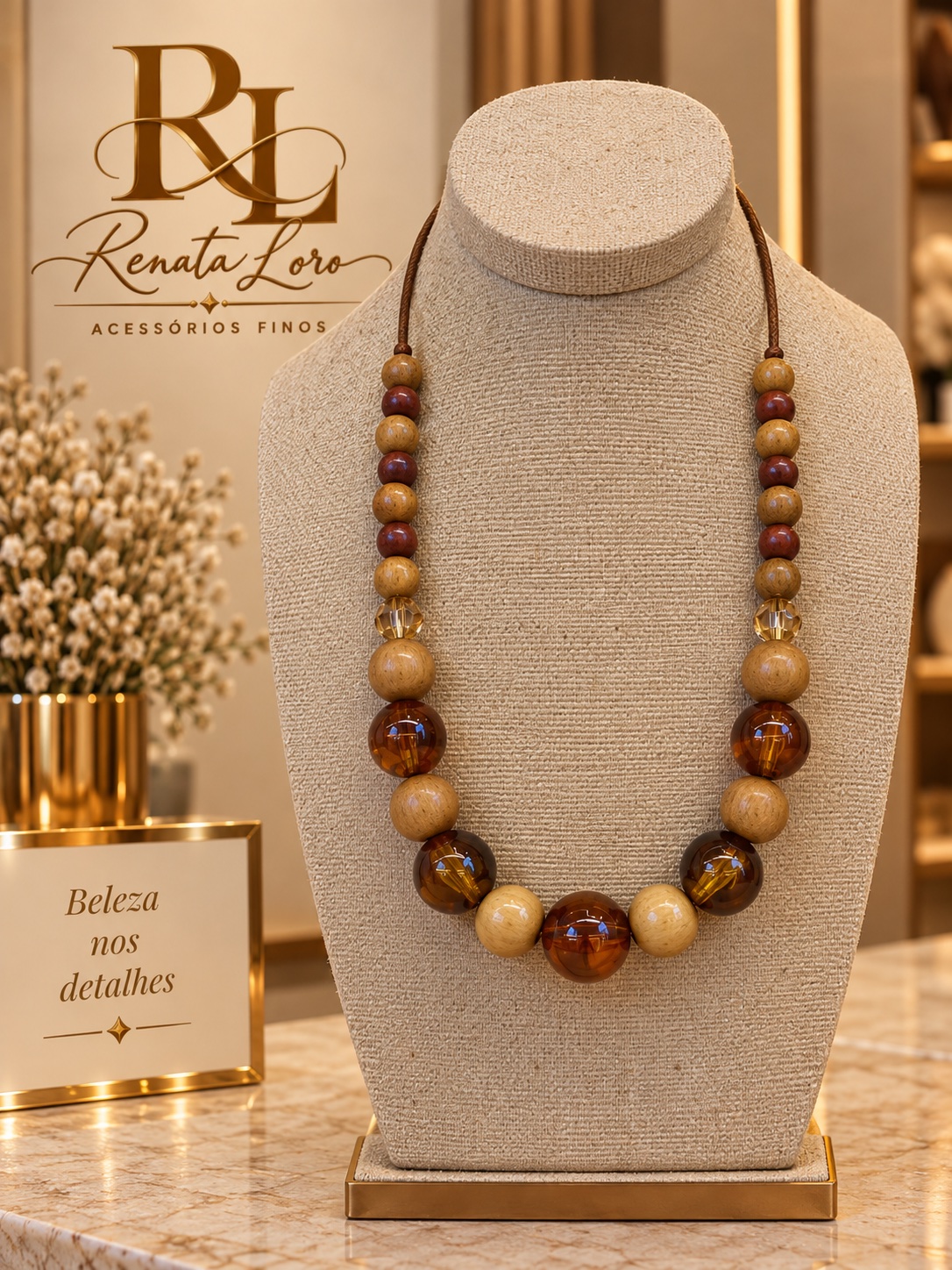 COL0013 - Colar Boho Chic em Madeira e Resina Âmbar