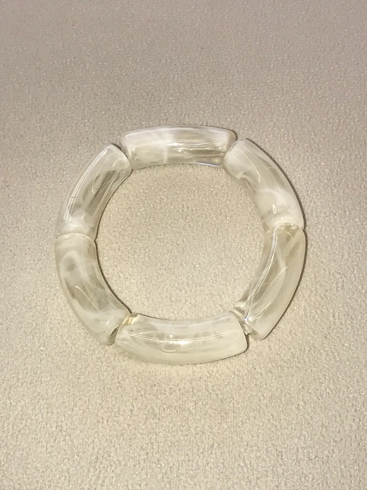 PUL0014 - Pulseira Off-White Translúcida