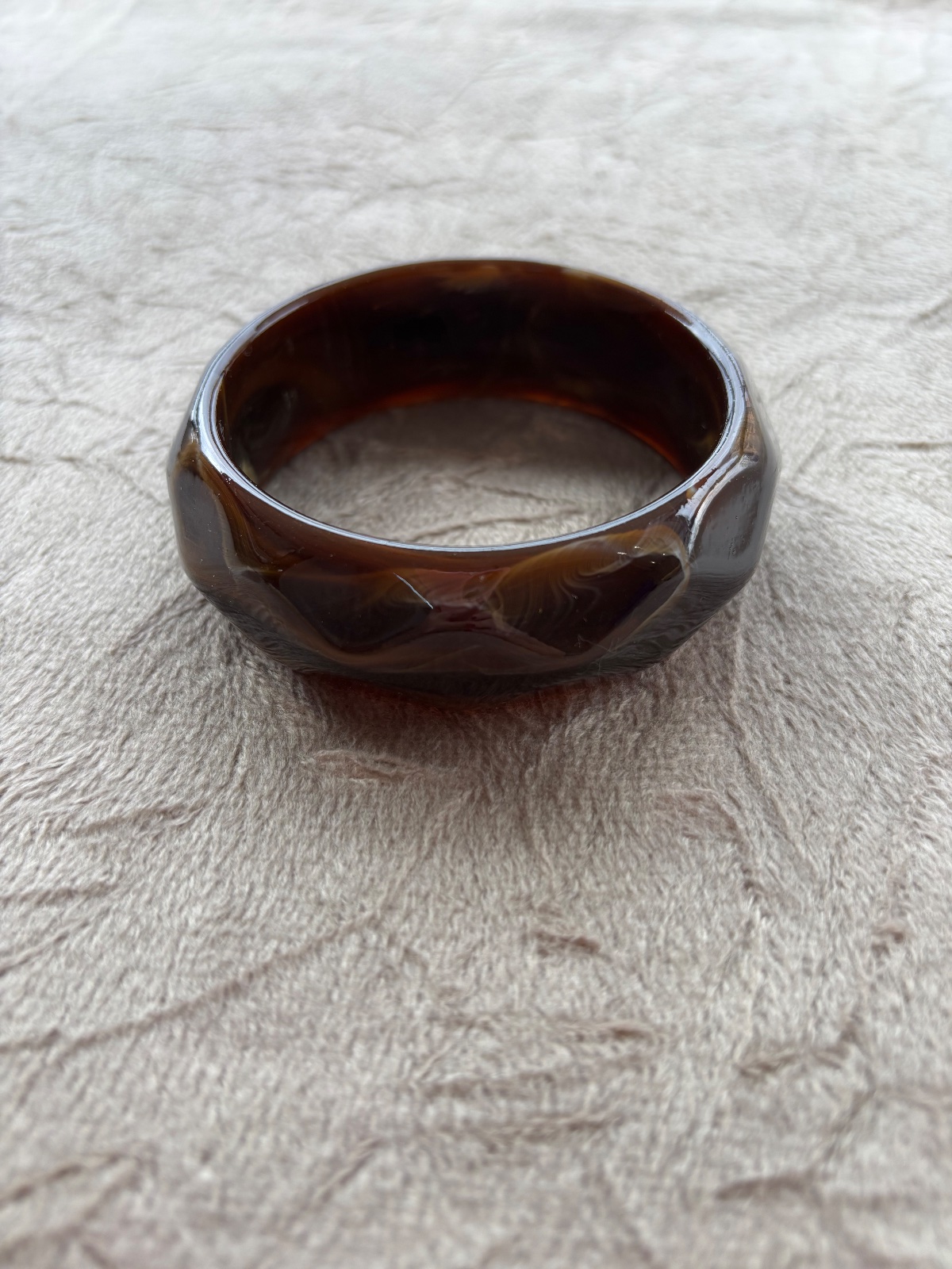 PUL0064 - Bracelete Facetado Marrom Mesclado