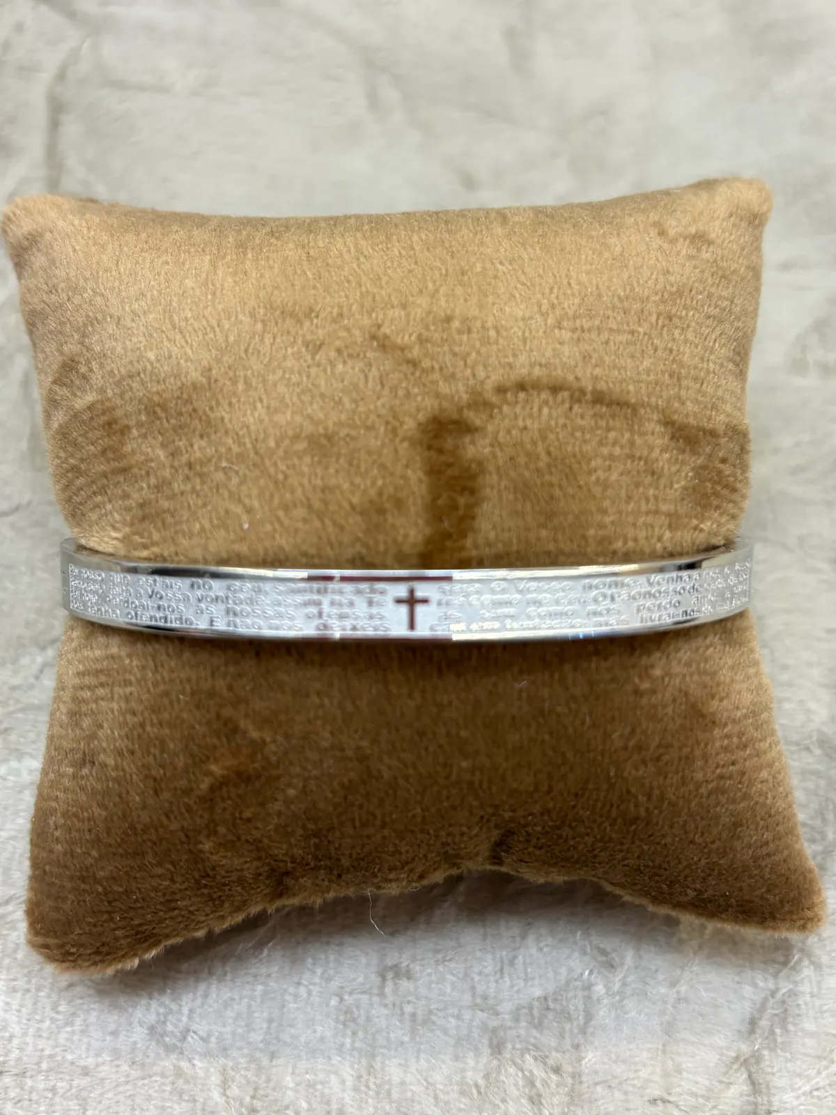 PUL0042 - Bracelete em Aço Prateado com Pai Nosso - foto 2