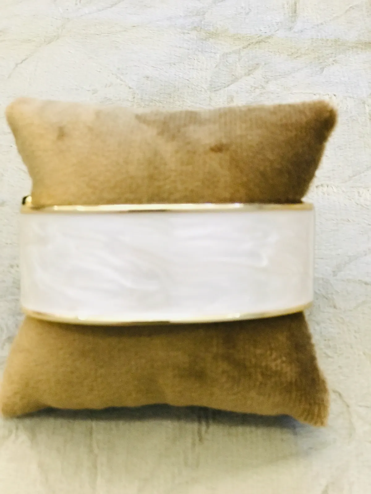 PUL0057 - Bracelete Marmorizado com Dourado - foto 2