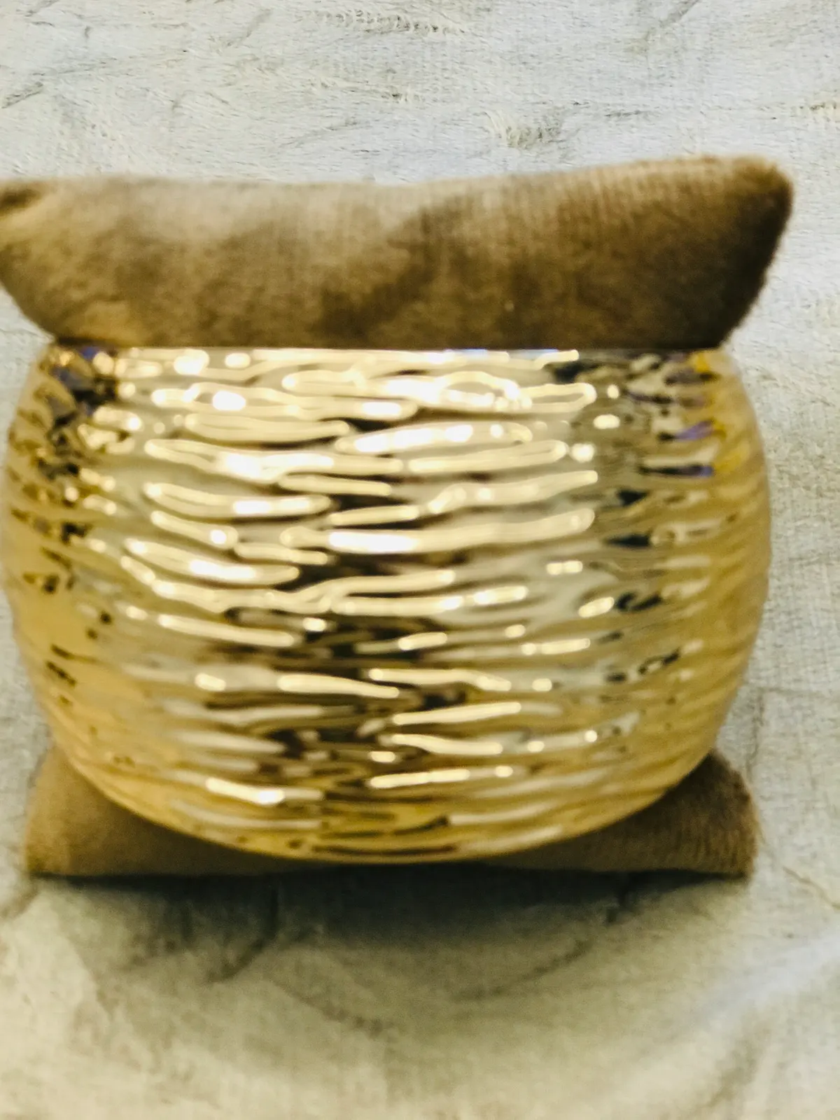 PUL0053 - Bracelete Dourado Texturizado Max - foto 2