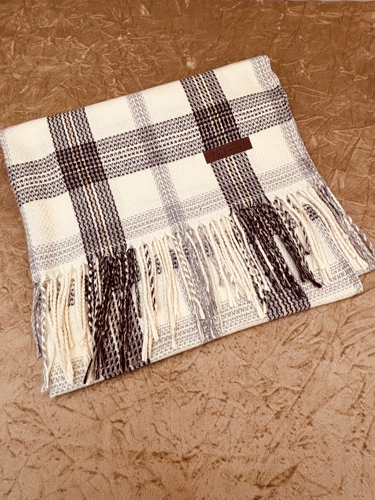 LEN0004 - Pashimina (Cachecol) Xadrez Clássico Off-White e Preto com Franjas
